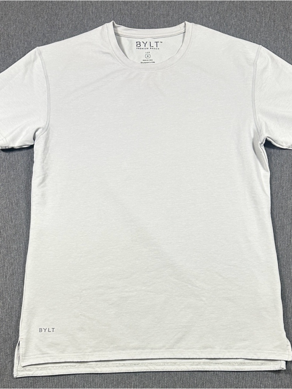 BYLT Basics Premium Lux Classic Light Gray Short Sleeve T-Shirt Men’s Medium